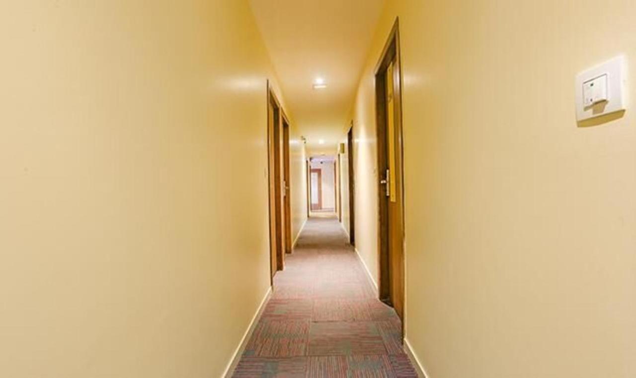Fabhotel Royal International - Nr Mumbai International Airport エクステリア 写真