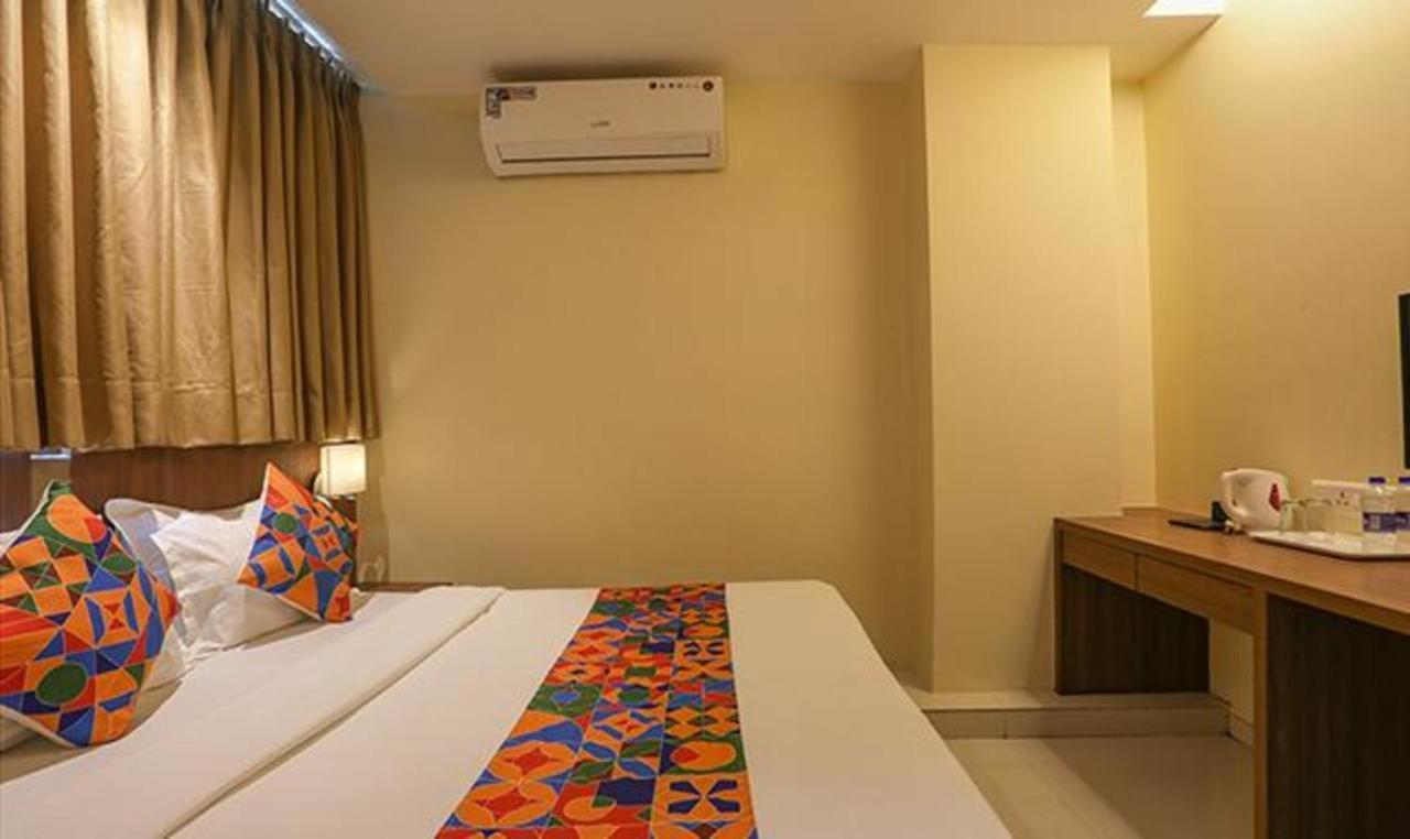 Fabhotel Royal International - Nr Mumbai International Airport エクステリア 写真