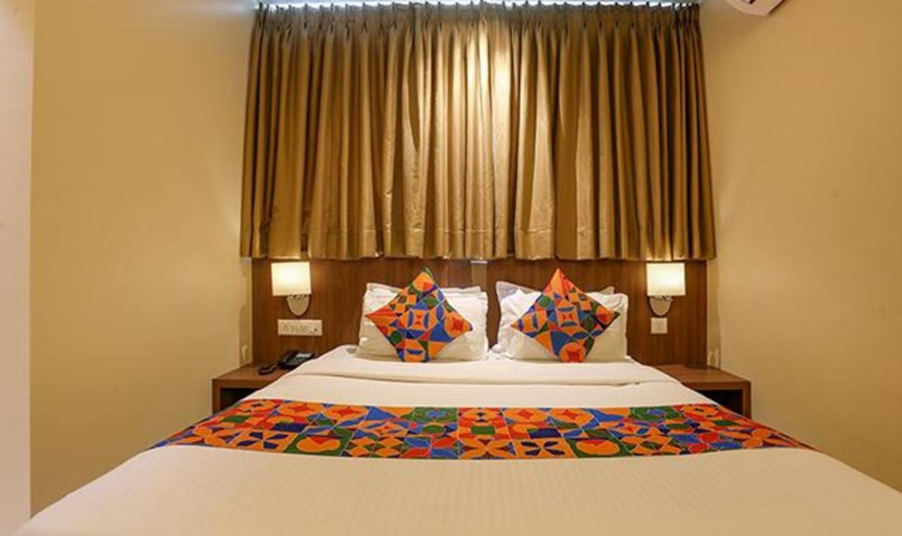 Fabhotel Royal International - Nr Mumbai International Airport エクステリア 写真