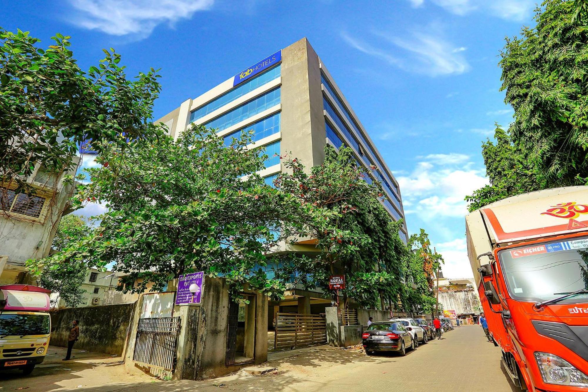 Fabhotel Royal International - Nr Mumbai International Airport エクステリア 写真